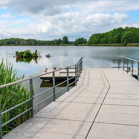Ostseenest Bernstein Kolpinsee
